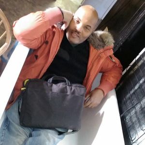 Meet your Posher, Victor anthony